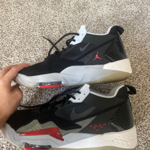 Nike Air Jordan - Picture 3 of 5